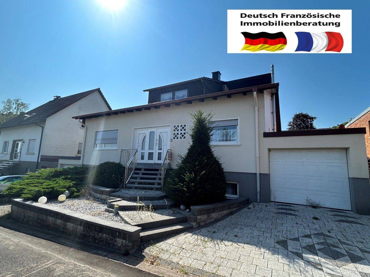 Schönes Ein Bis Dreifamilienhaus in Lebach, 66822 Lebach