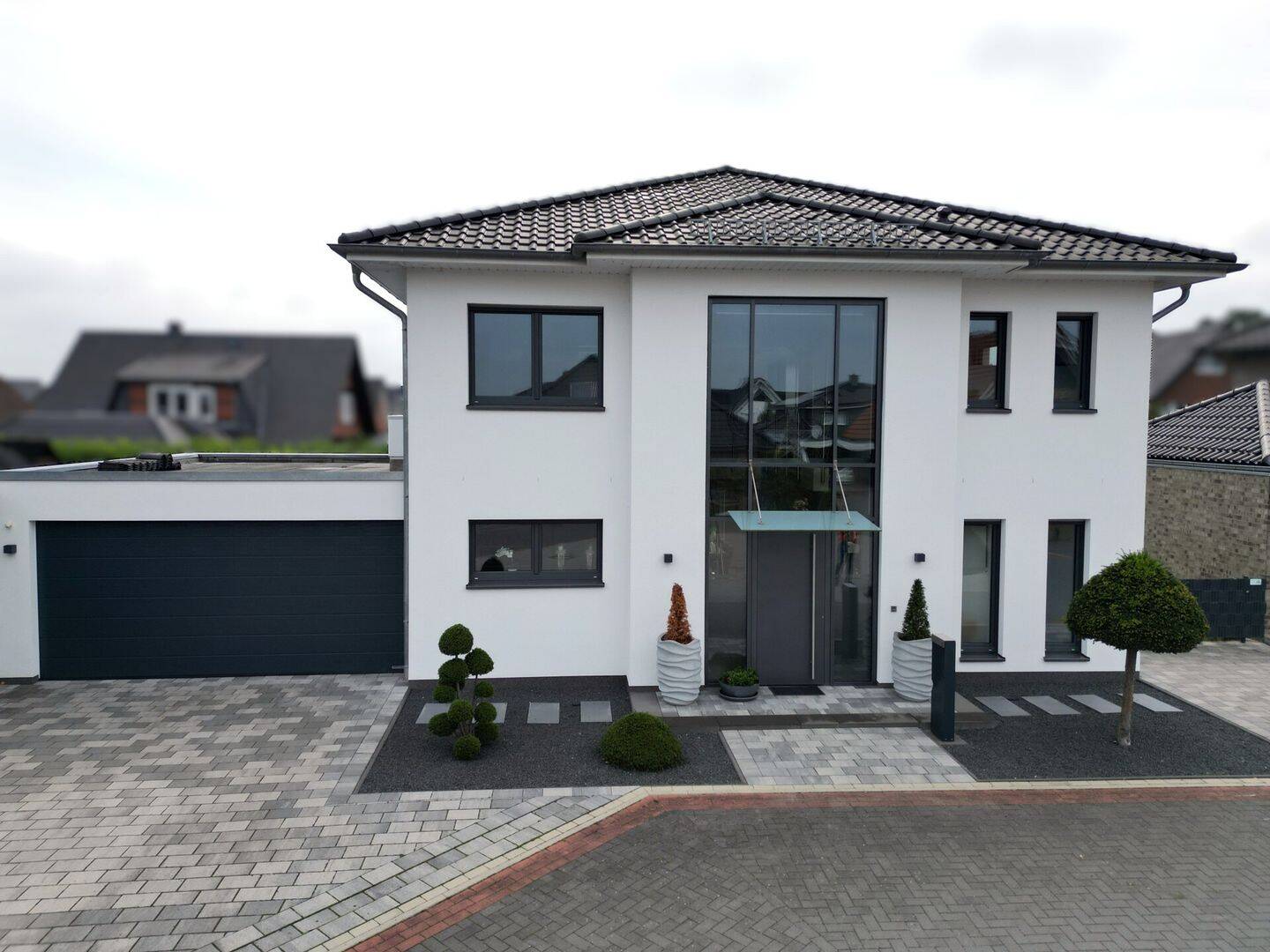 Nachhaltigkeit trifft Wohnkomfort – Junges Einfamilienhaus in Hopsten (KfW 55), 48496 Hopsten
