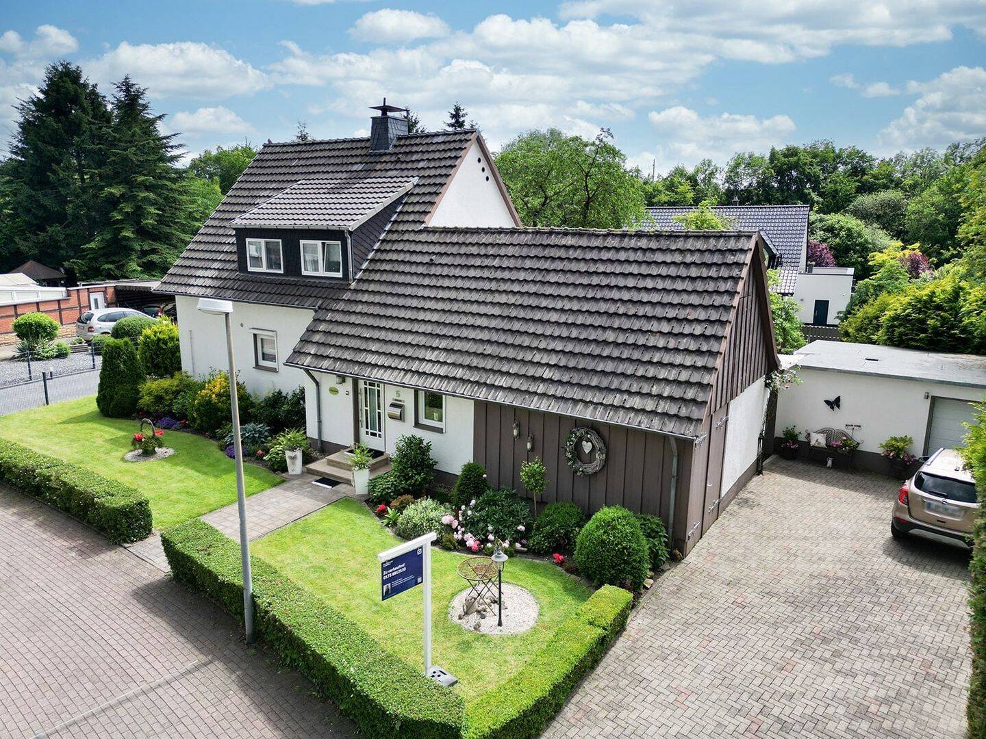 Ihr neues Familienparadies: Freistehendes Einfamilienhaus mit parkähnlichem Garten, 44532 Lünen