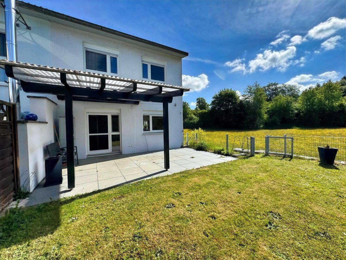 Charmantes Reihenendhaus mit Garten und Blick ins Grüne in familienfreundlicher Lage von Bad Waldsee, 88339 Bad Waldsee