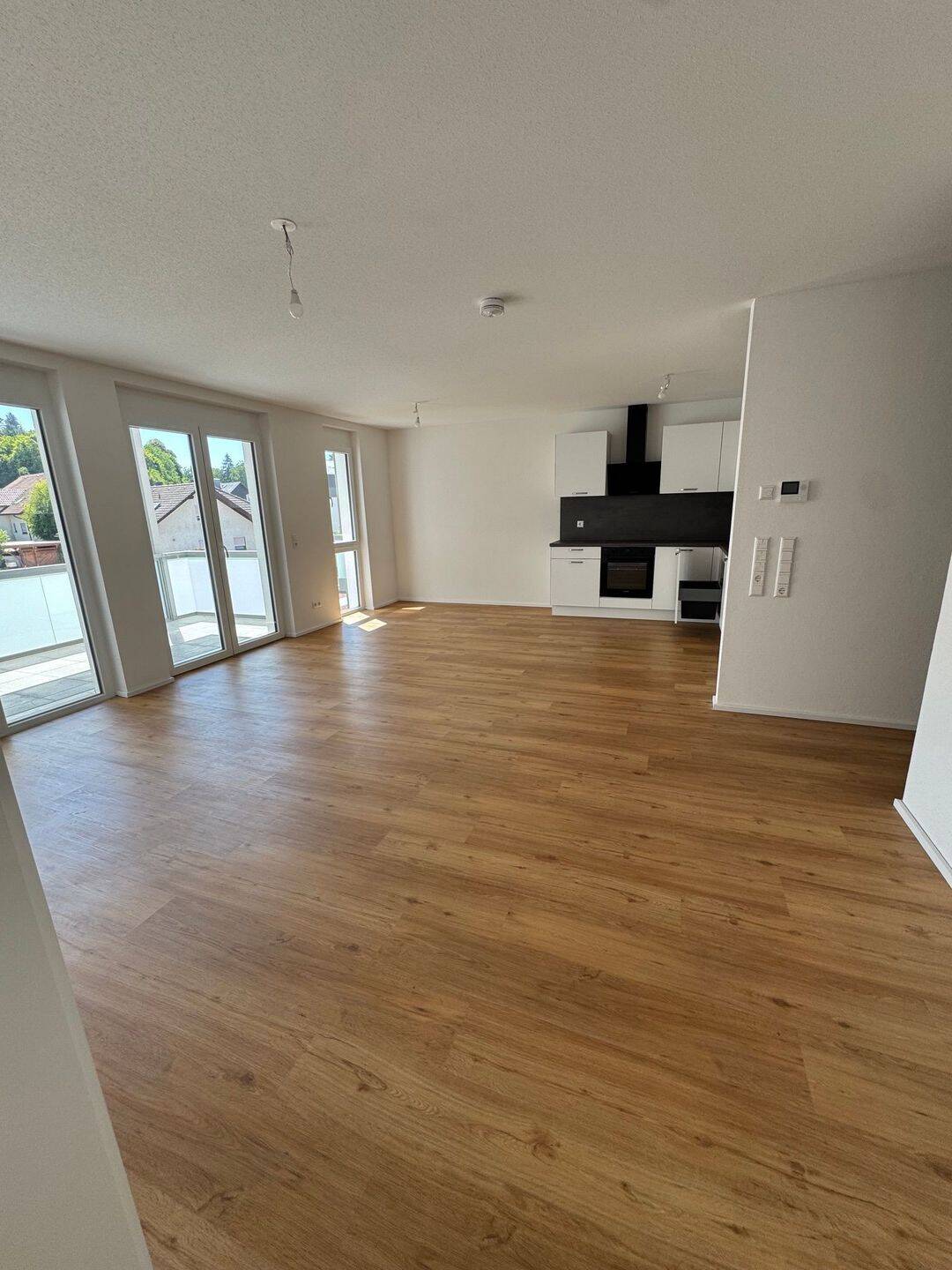 Helle und gemütliche 3-Zi.-Wohnung mit Balkon in verkehrsgünstiger Lage!, 77933 Lahr/Schwarzwald
