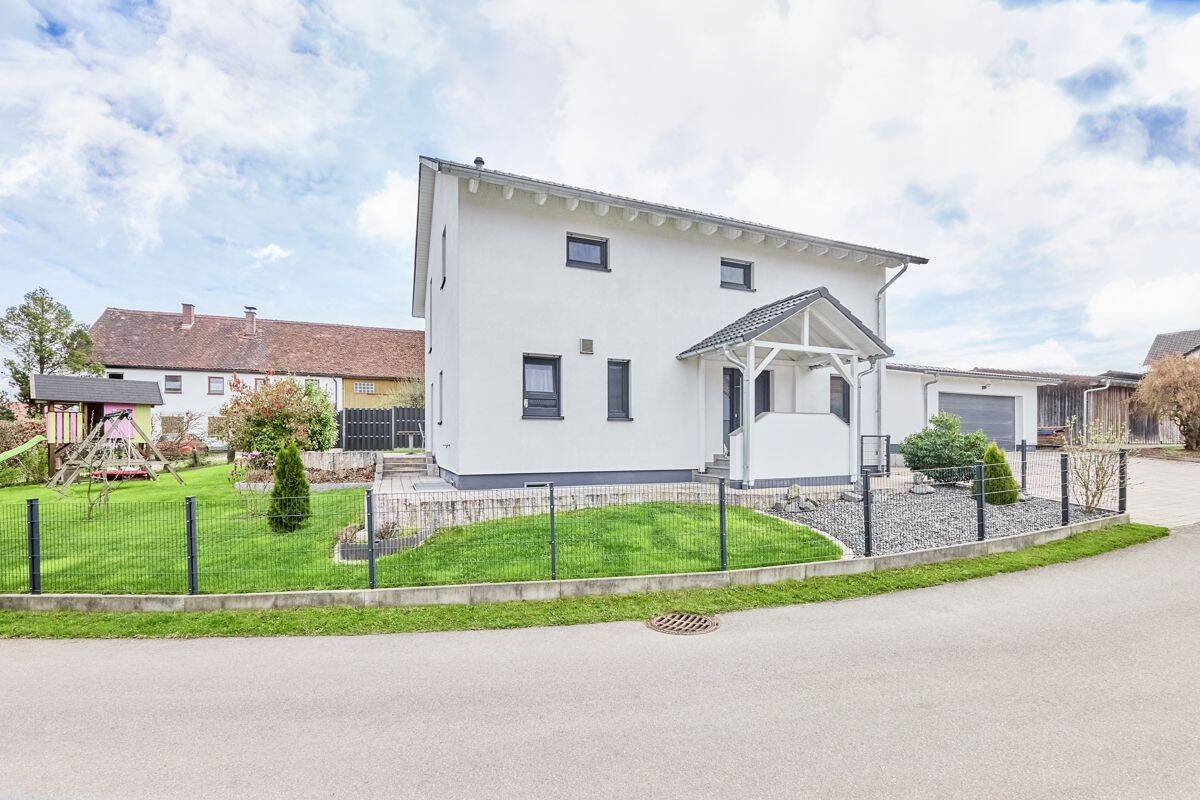 Ein Zuhause zum Ankommen:  Energieeffizientes Einfamilienhaus in ruhiger Lage, 86872 Scherstetten