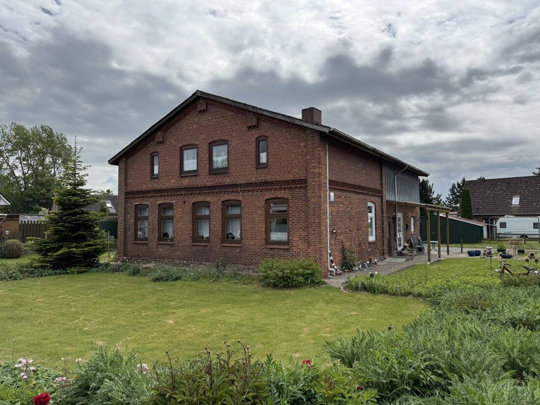 Gemeinsam wohnen, individuell Leben – Resthof mit zwei separaten Wohnbereichen!, 25715 Averlak