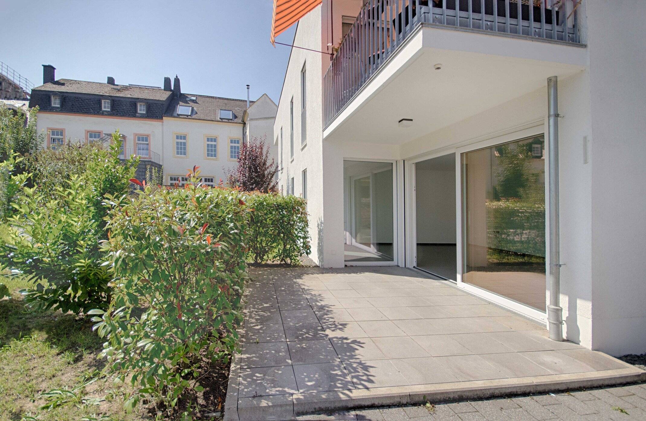 Neu – Hochwertige 4 Zimmerwohnung mit Terrasse in Porta-Nigra-Nähe, 54292 Trier (Eitelsbach Ruwer Trier-Nord)