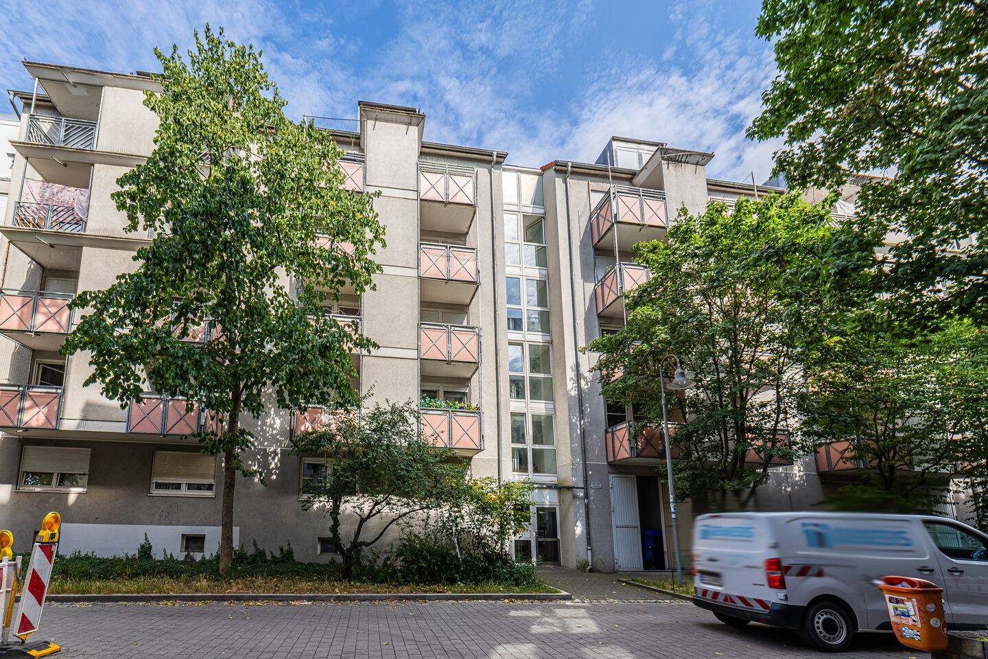 HEGRICH: Clever investieren – Gemütliche 2-Zimmer-Wohnung mit Balkon, 90478 Nürnberg (Dutzendteich Gleißhammer Glockenhof Sankt Peter Zerzabelshof)