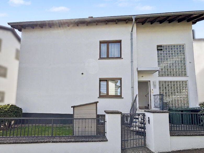 Mehrfamilienhaus mit 3 Wohneinheiten in Dietzenbach-Hexenberg – eine Wohnung frei, 63128 Dietzenbach