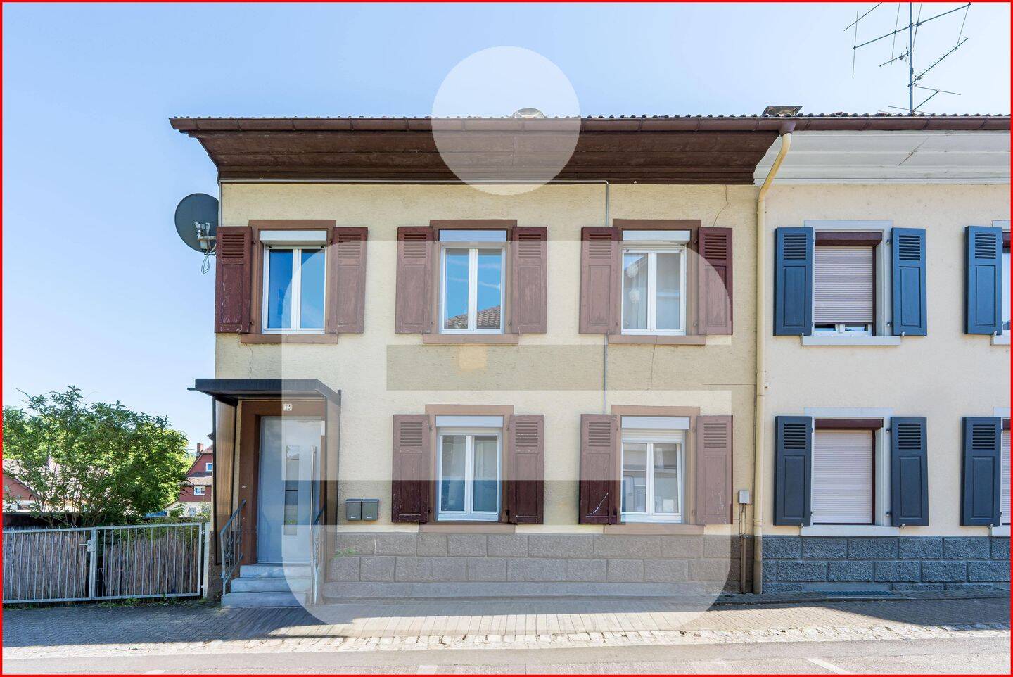 Zwei Einheiten, viele Möglichkeiten: Historisches Haus mit modernem Flair, 79664 Wehr
