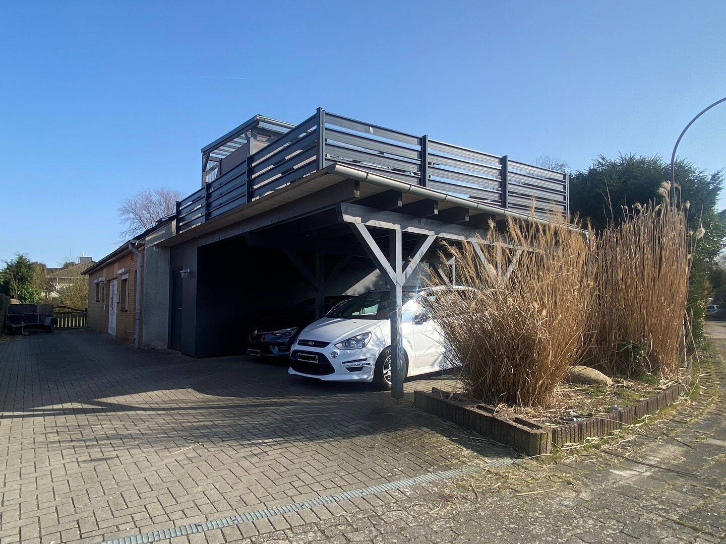 vermietetes 2-Parteienhaus mit Doppelcarport und Dachterrasse, 21702 Ahlerstedt
