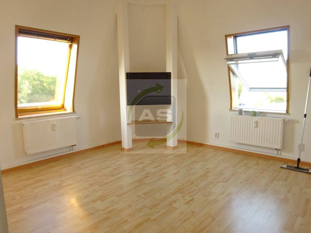 DG mit Wohlfühlfaktor & Einbauküche, 8056 Zwickau