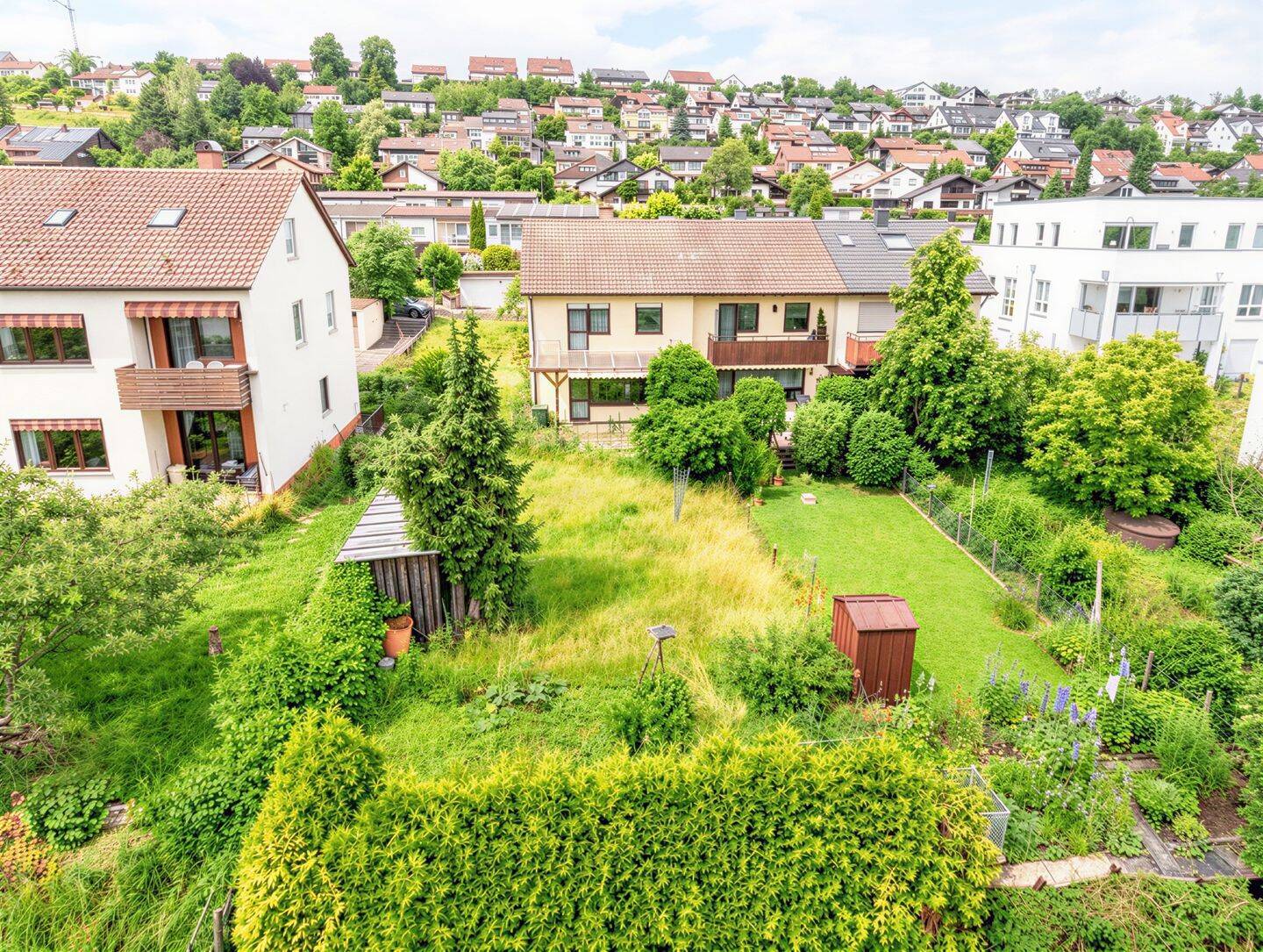 Mehr Garten. Mehr Platz. Mehr Zuhause – Reiheneckhaus mit Doppelgarage in Top-Lage, 71088 Holzgerlingen