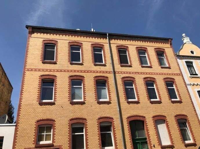 Klein aber Fein, an der Elsteraue mit hochwertiger Einbauküche, Bad mit Fenster!, 6132 Halle (Saale) (Ammendorf-Beesen Planena Radewell-Osendorf Silberhöhe)