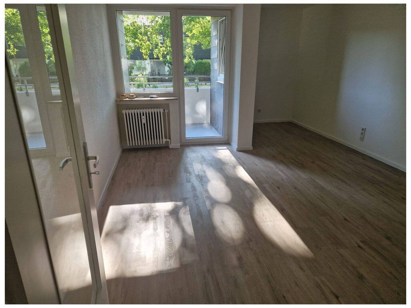 Praktisch & gepflegt: 1-Zimmer-Wohnung mit Loggia und Pantryküche im Leimenweg, 38112 Braunschweig