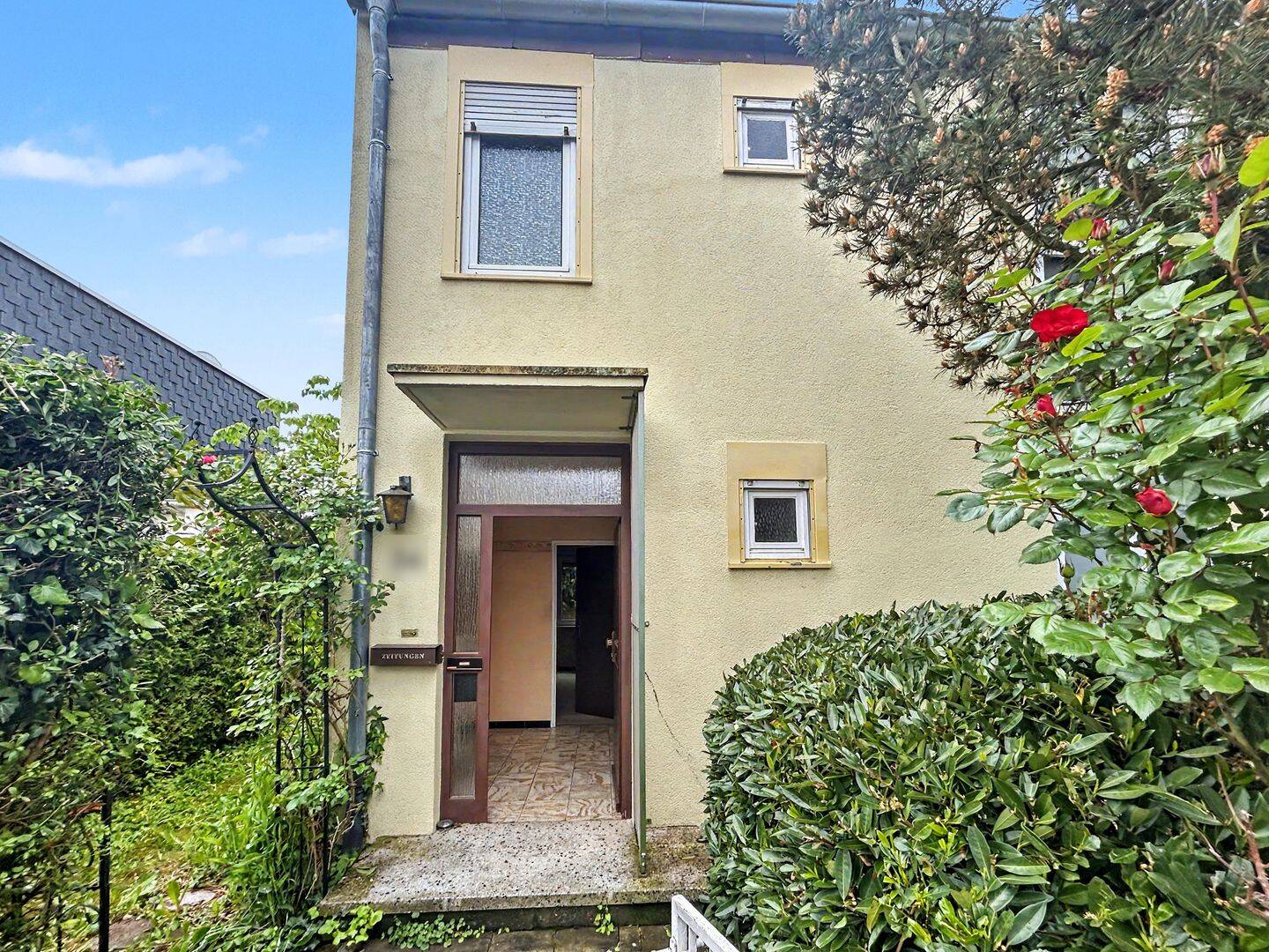 Attraktives Einfamilienhaus in attraktiver Lage in Ober-Erlenbach, 61352 Bad Homburg v.d. Höhe