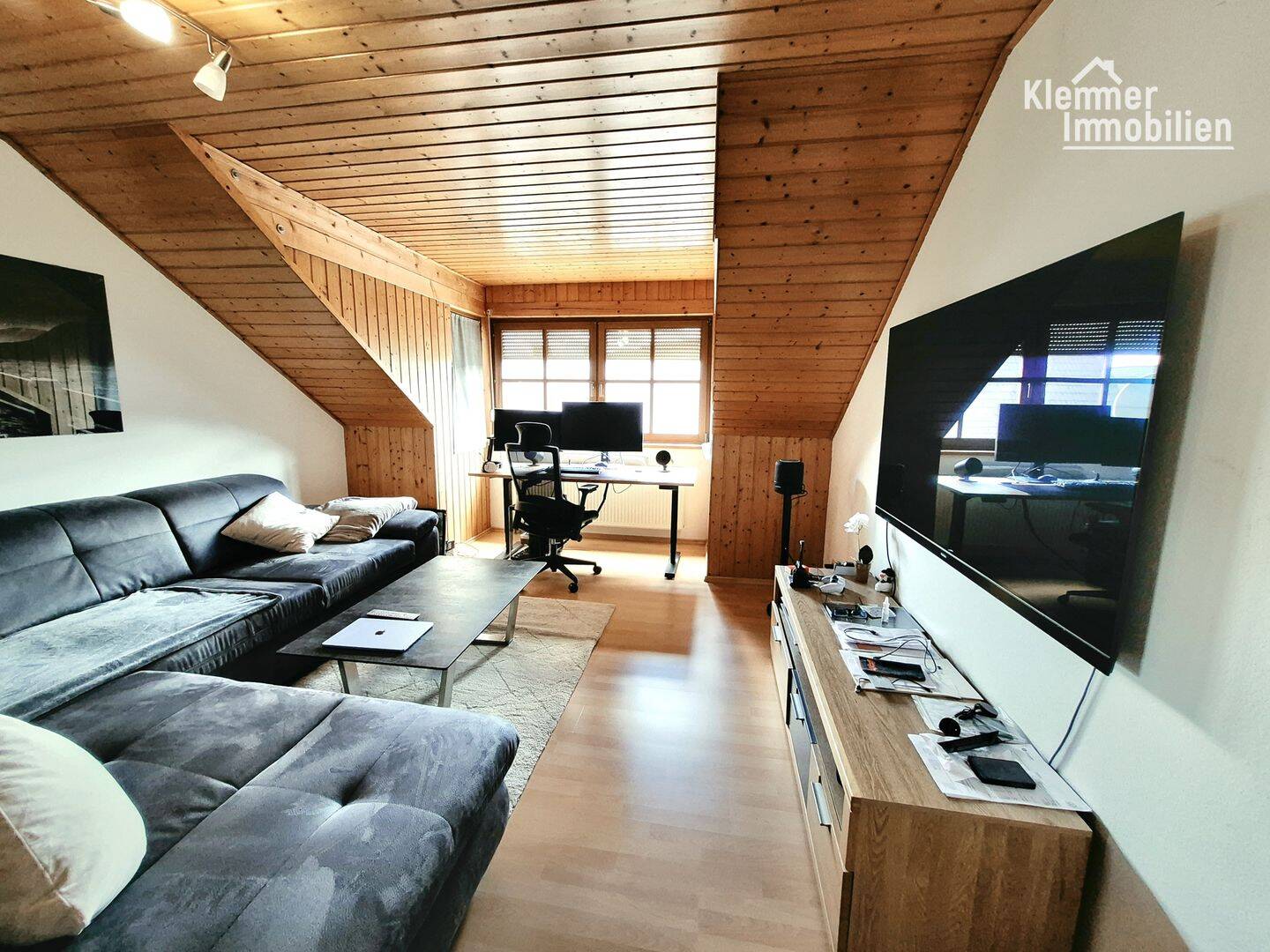 2-Zimmer-Dachgeschosswohnung mit Balkon, 97816 Lohr a. Main