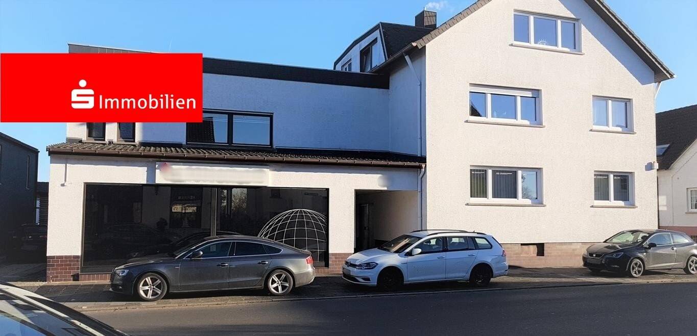 Ca. 521 m² vermietbare Fläche! 3-Familienhaus mit separater Gewerbeeinheit – Garage – Stellplätze, 63110 Rodgau