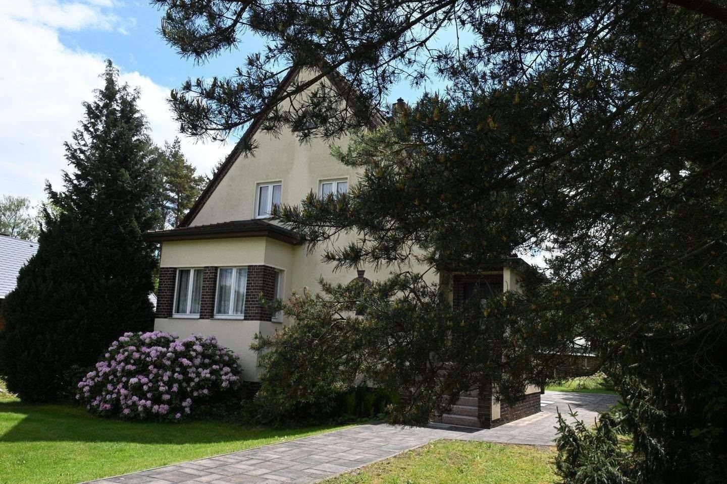 Haus in Leipzig – Althen in ruhiger Lage mit großem Grundstück – frei, 4319 Leipzig (Althen-Kleinpösna Engelsdorf)