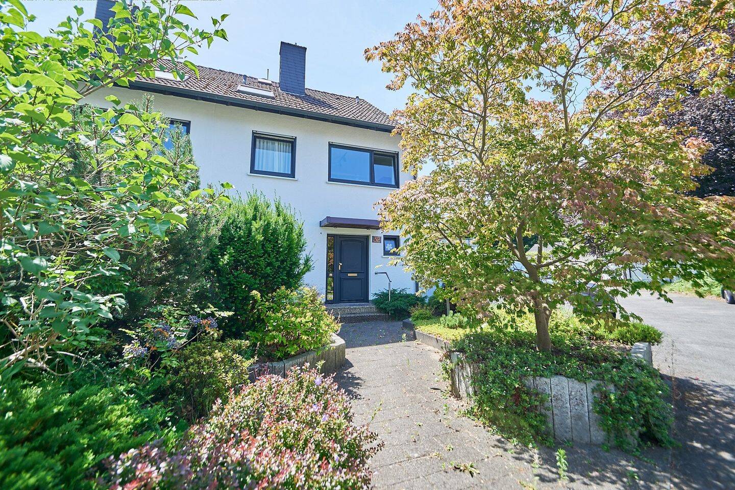 Attraktives Reihenendhaus in ruhiger Wohnlage von Bergisch Gladbach!, 51467 Bergisch Gladbach (Dünnwald)