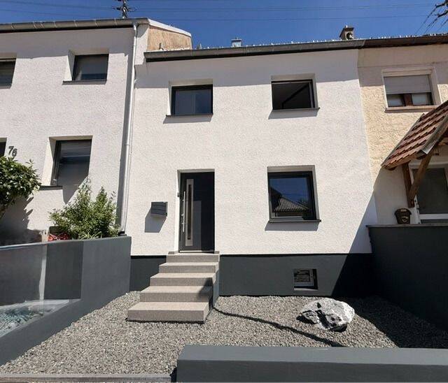 Albstadt; Saniertes Stadthaus mit Terrasse, neuer Heiztechnik und Ausbaureserve im Dachgeschoss, 72458 Albstadt