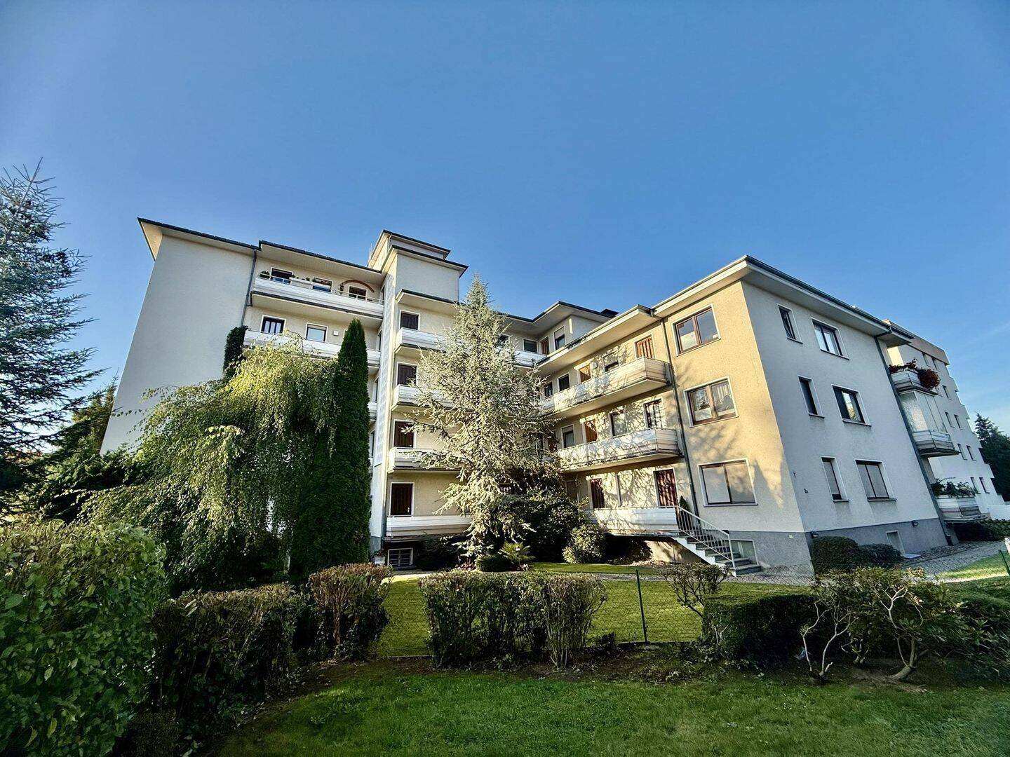 2-Zimmer Eigentumswohnung in innenstadtnaher Lage mit Personenaufzug, 31812 Bad Pyrmont