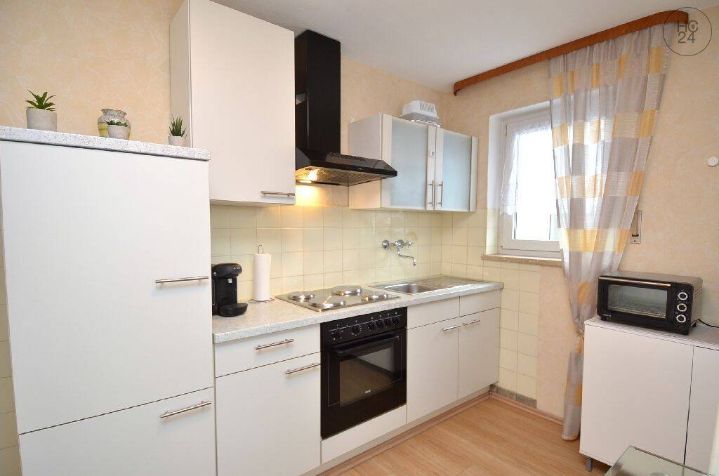 Möblierte Wohnung mit 2-Schlafzimmern in Friedberg-West, 86316 Friedberg