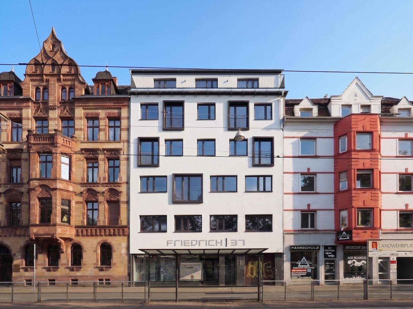 Urbanes Wohnen auf höchstem Niveau – 3-ZKB-Wohnung mit Balkon & Stellplatz!, 66111 Saarbrücken