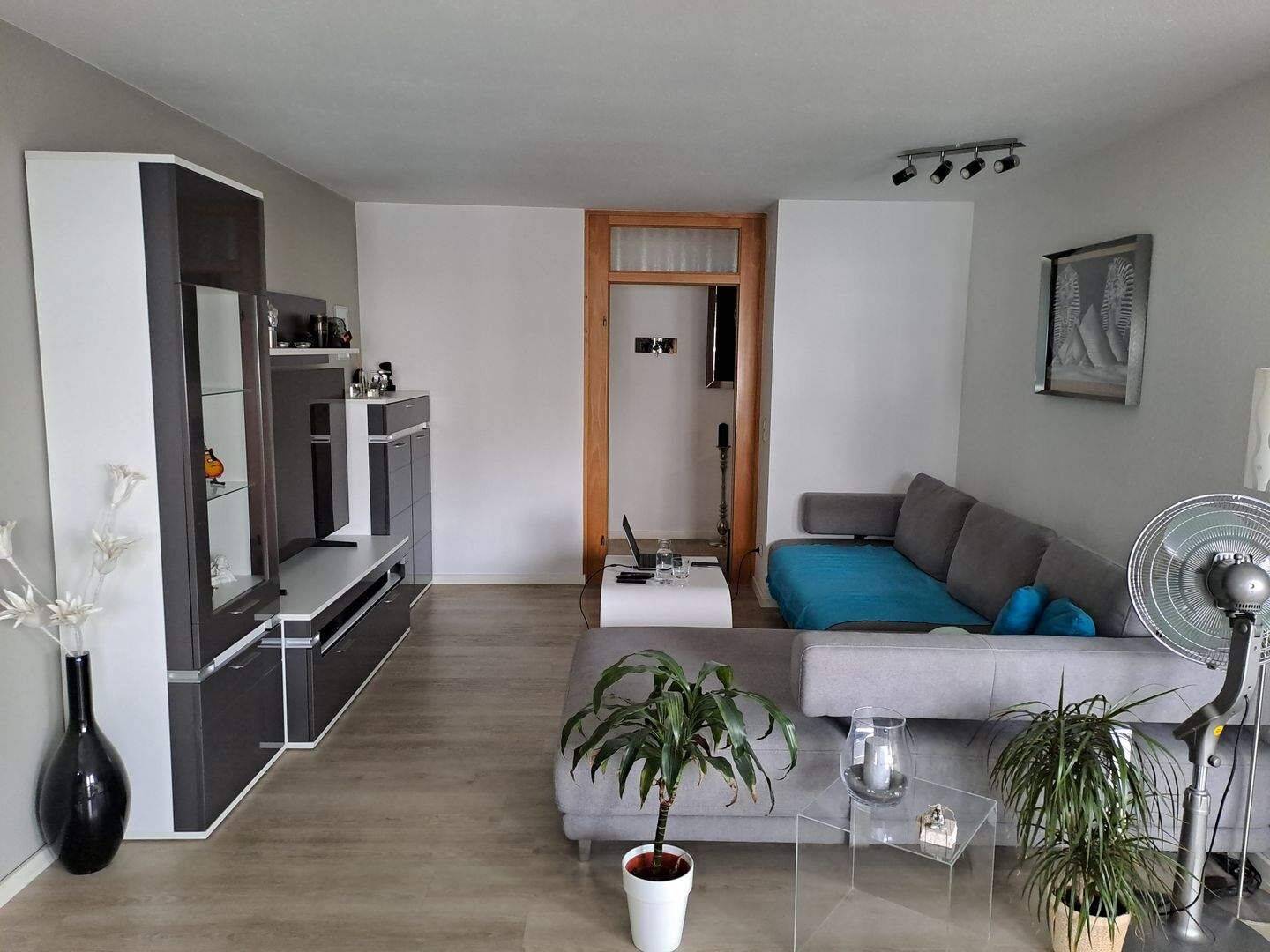 Helle und sehr gepflegte 2-Zimmer-Eigentumswohnung mit Balkon in Erlangen Büchenbach, 91056 Erlangen