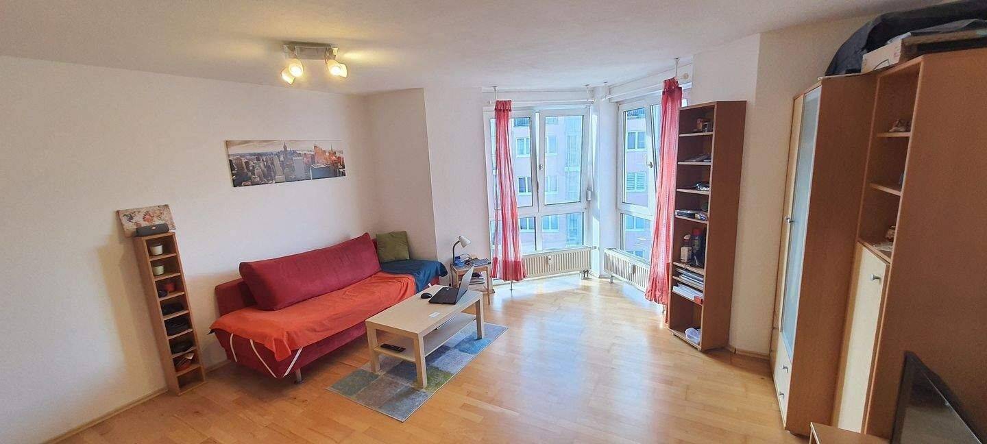 Einziehen und Wohlfühlen – Attraktive möblierte1 Zimmer Wohnung mit Tiefgaragenplatz in guter und ruhiger Wohnlage von Nürnberg, 90409 Nürnberg (Großreuth h. d. Veste Gärten h. d. Veste Maxfeld Schoppershof)