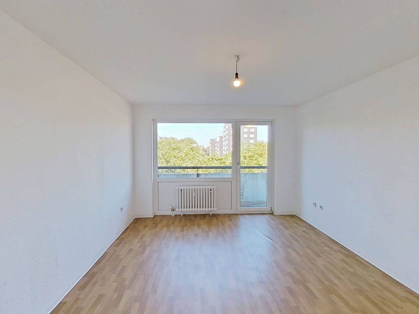 Große 3-Zimmer-Wohnung mit BALKON und EINBAUKÜCHE, 48159 Münster