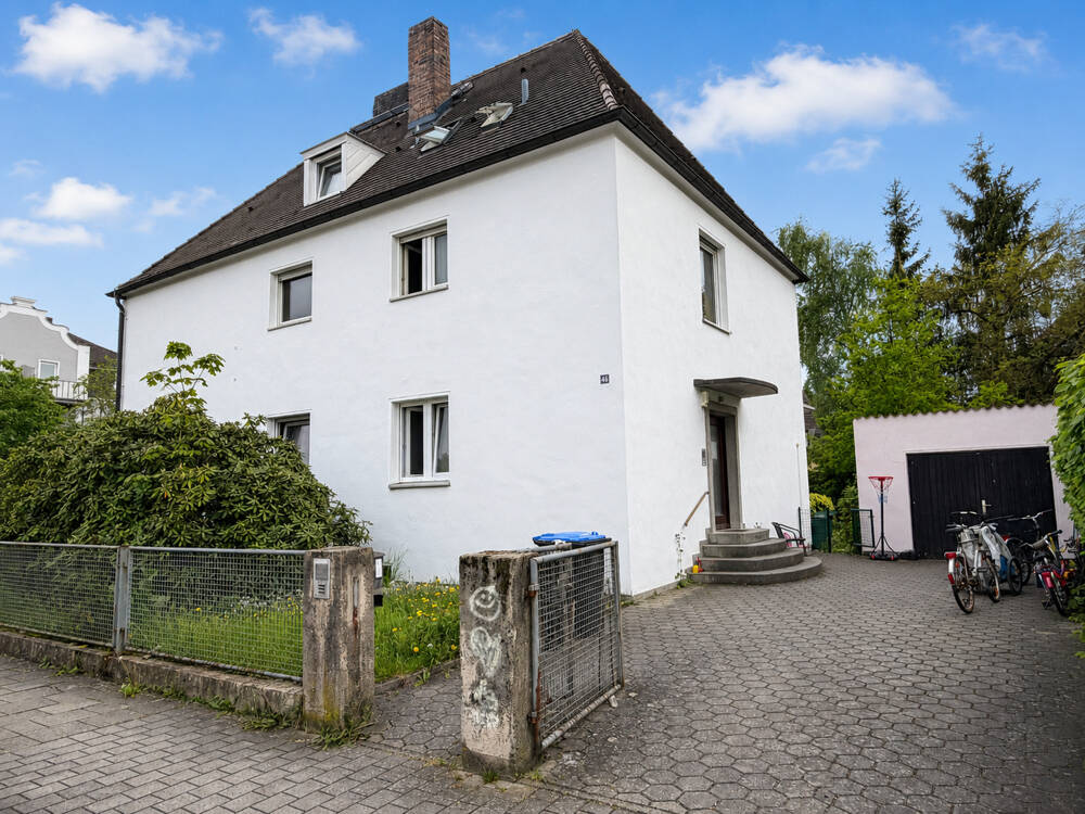 Top-Lage nahe Hofgarten – Mehrfamilienhaus mit großem Grundstück und Entwicklungspotenzial, 95444 Bayreuth (Altstadt City Gartenstadt Kreuzstein Neue Heimat)