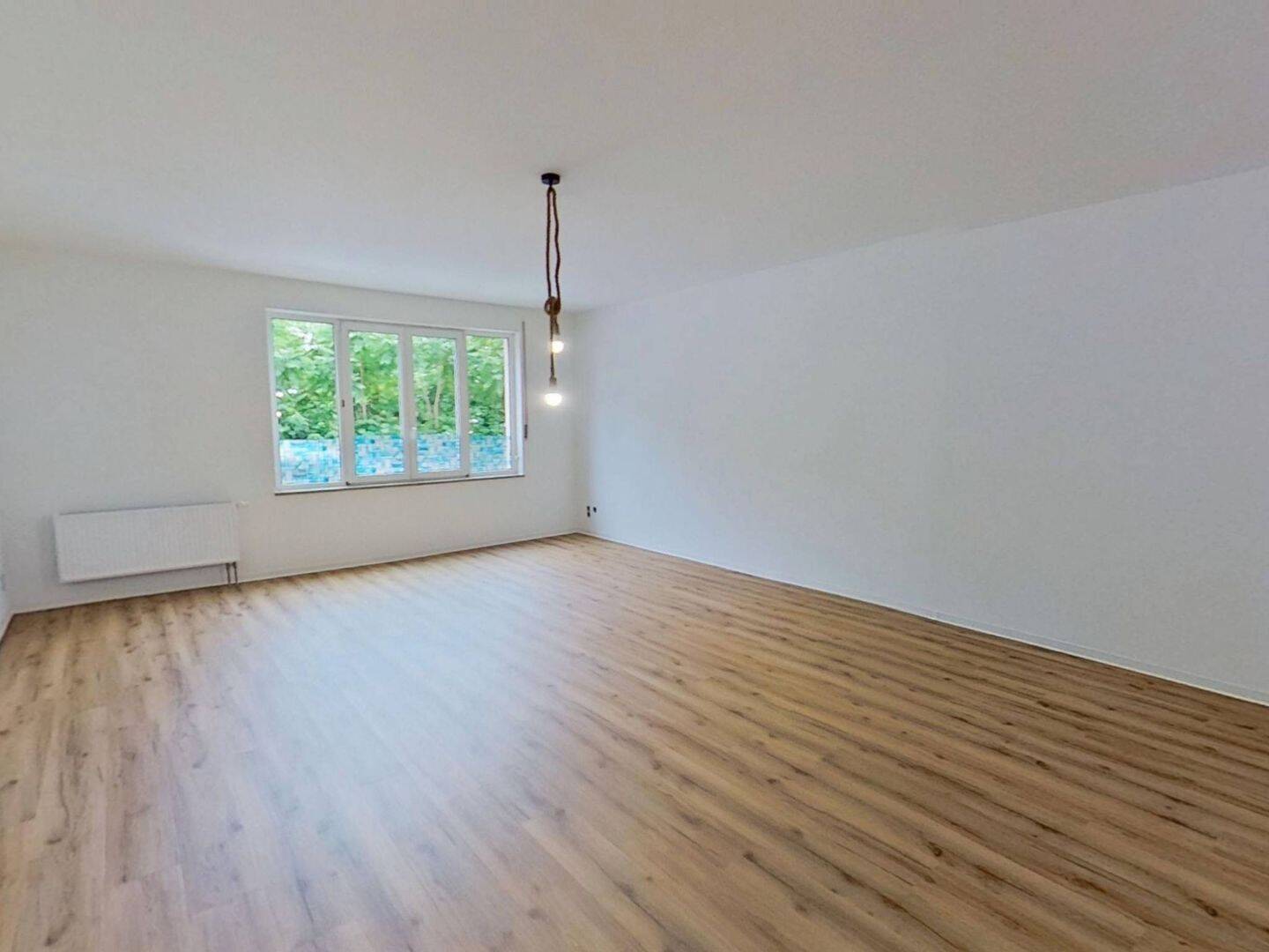 ** ERSTBEZUG nach Renovierung: Große 1-Zimmer-Wohnung mit Wannenbad in Eutritzsch **, 4129 Leipzig (Eutritzsch)
