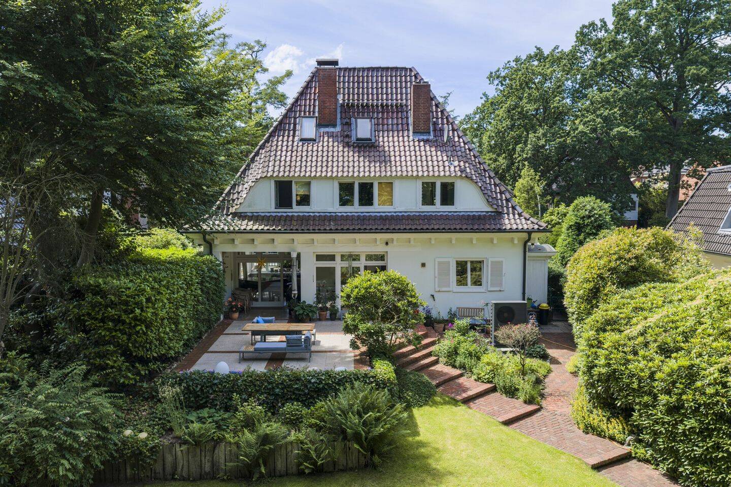MÄRCHENHAFTES ARCHITEKTENHAUS ZU VERKAUFEN, 22587 Hamburg (Altona)