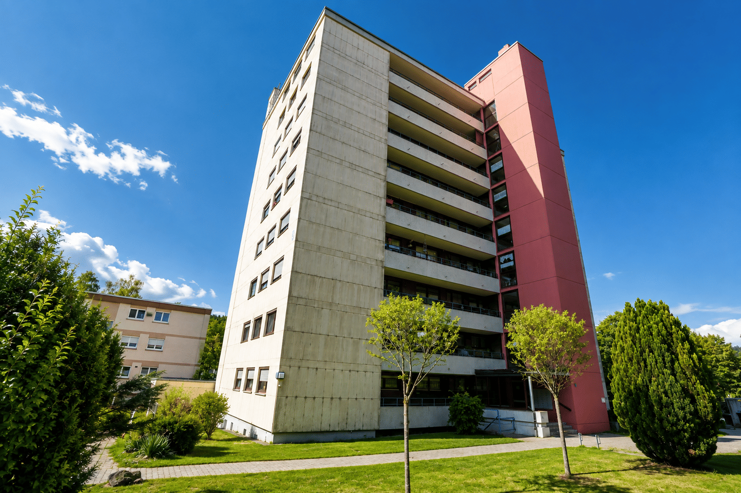 Attraktive 4-Zimmer-Wohnung mit Aufzug, Loggia und Fernblick, 78532 Tuttlingen
