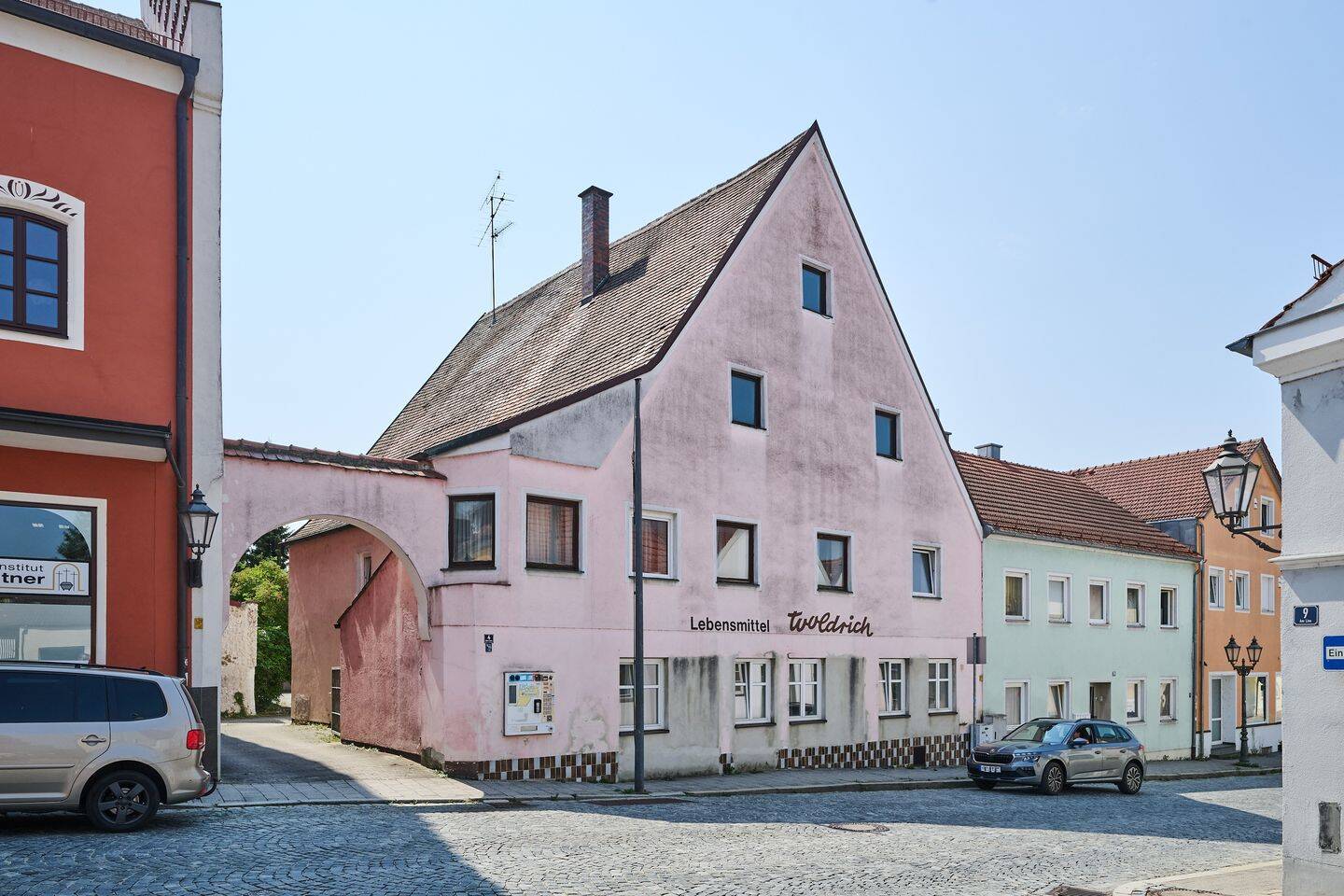 Ihre Vision, Ihr Projekt: Historisches Anwesen mit 10 Zimmern und 916m² Grund wartet auf Sie, 94333 Geiselhöring