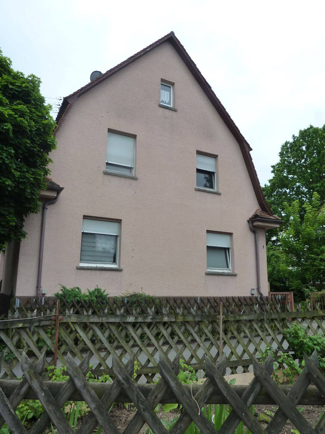 Interessante Immobilie für Eigennutzer und Handwerker!, 71640 Ludwigsburg