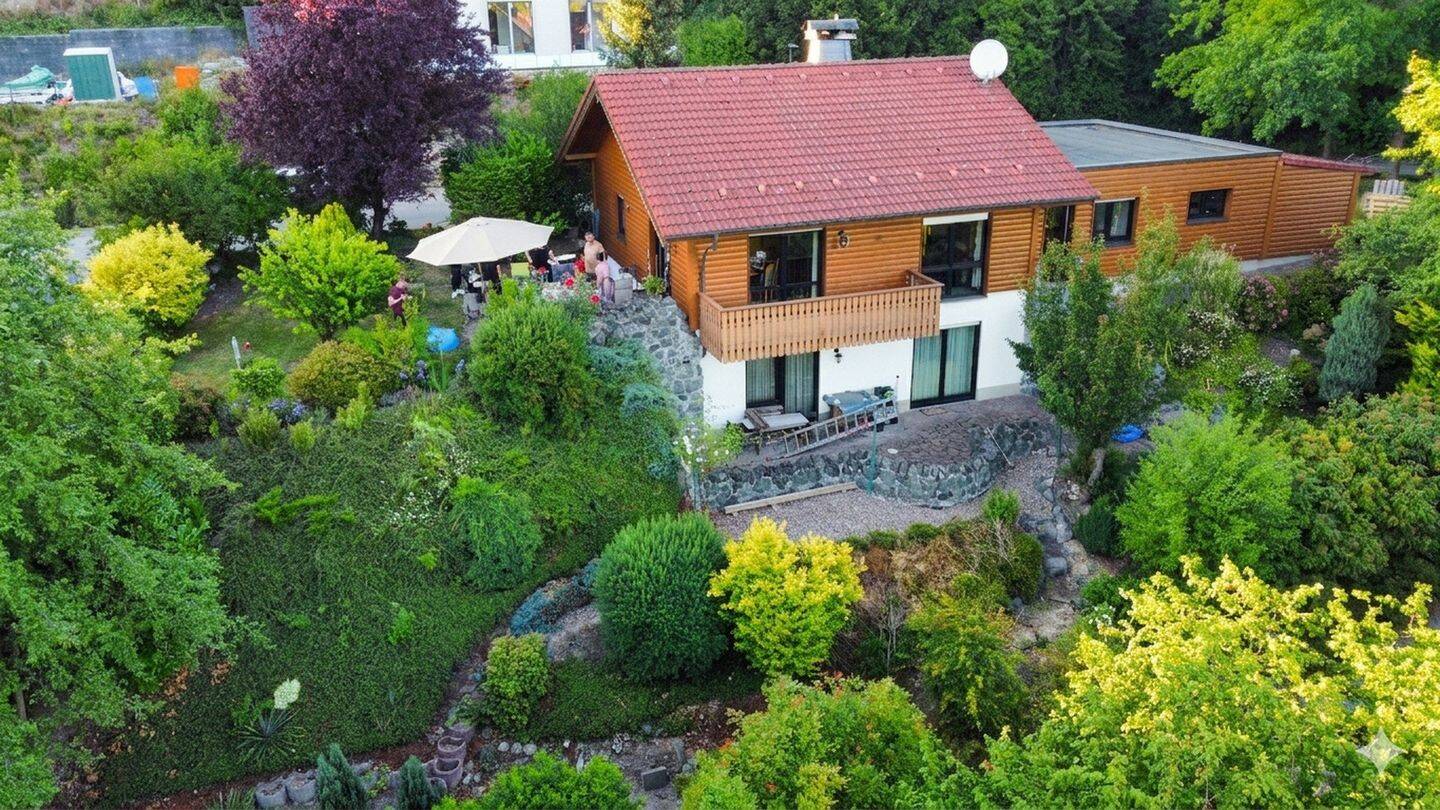 Freistehendes Einfamilienhaus in traumhafter Süd-Hanglage von Altenbeken – Provisionsfrei von Privat, 33184 Altenbeken