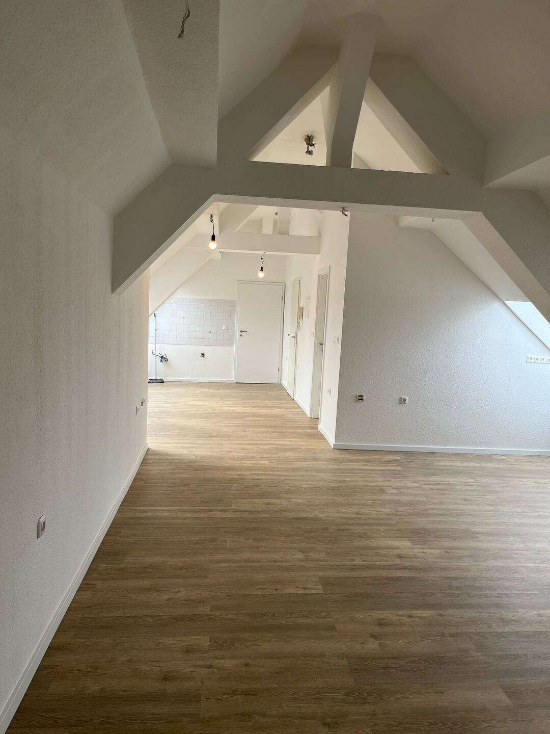 Wunderschöne DG-Wohnung für sportliche Menschen!, 45143 Essen (Altendorf Bochold Nordviertel Westviertel)