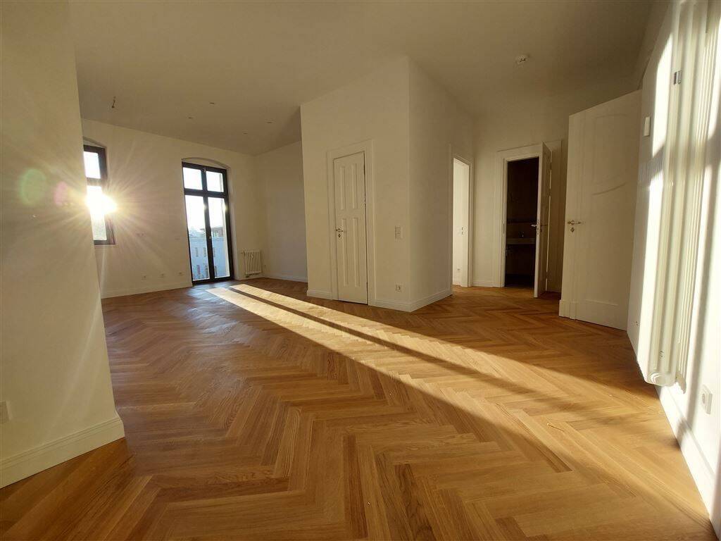 Stilvoll sanierter Altbau – 4 Zimmer | Echtholzparkett | Balkon | Stellplatz, 9111 Chemnitz (Altchemnitz Schloßchemnitz Zentrum)
