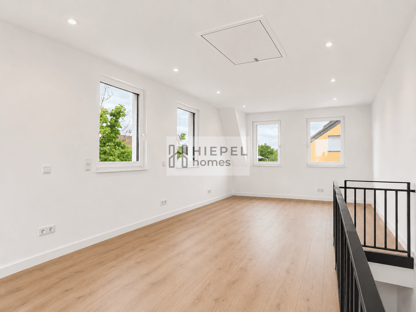 Modernes Neubau-Reihenendhaus mit Stellplatz und großer Dachterrasse, 76149 Karlsruhe (Neureut Nordstadt)