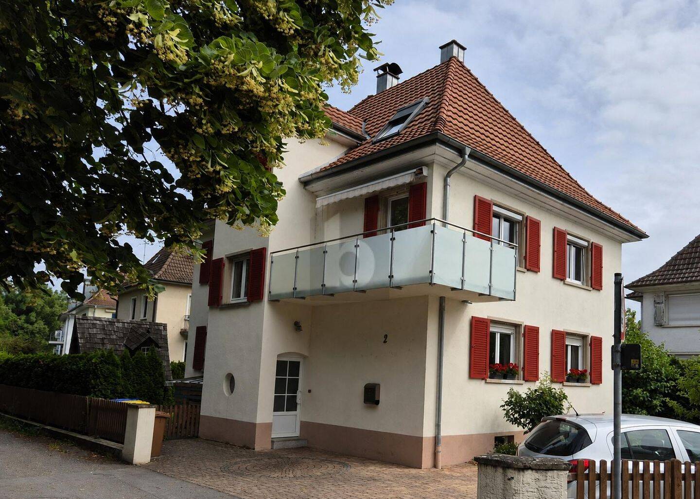 CHARMANTES WOHNHAUS MIT UMBAU-OPTION, 78224 Singen (Hohentwiel)