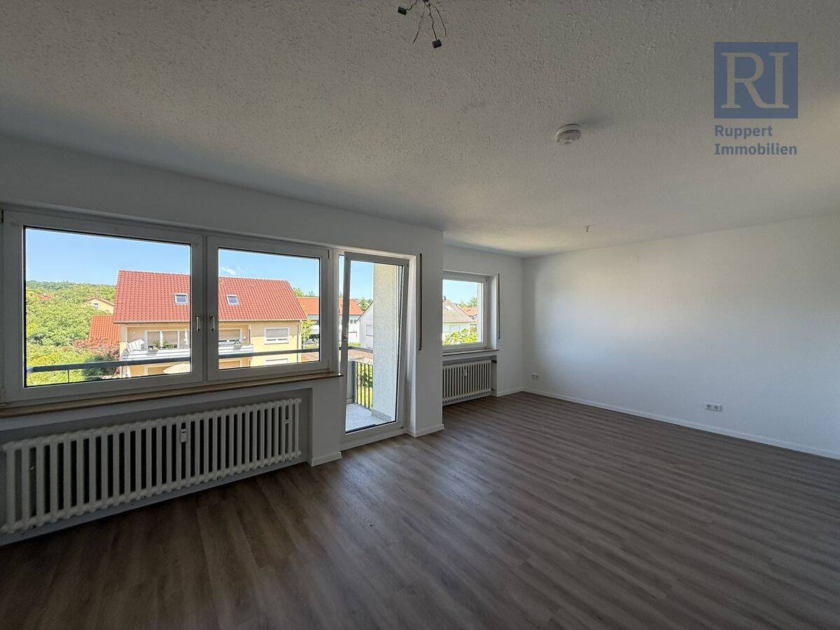 1-Zimmer-Wohnung mit Balkon in Volkach – WOHNBERECHTIGUNGSSCHEIN ERFORDERLICH, 97332 Volkach