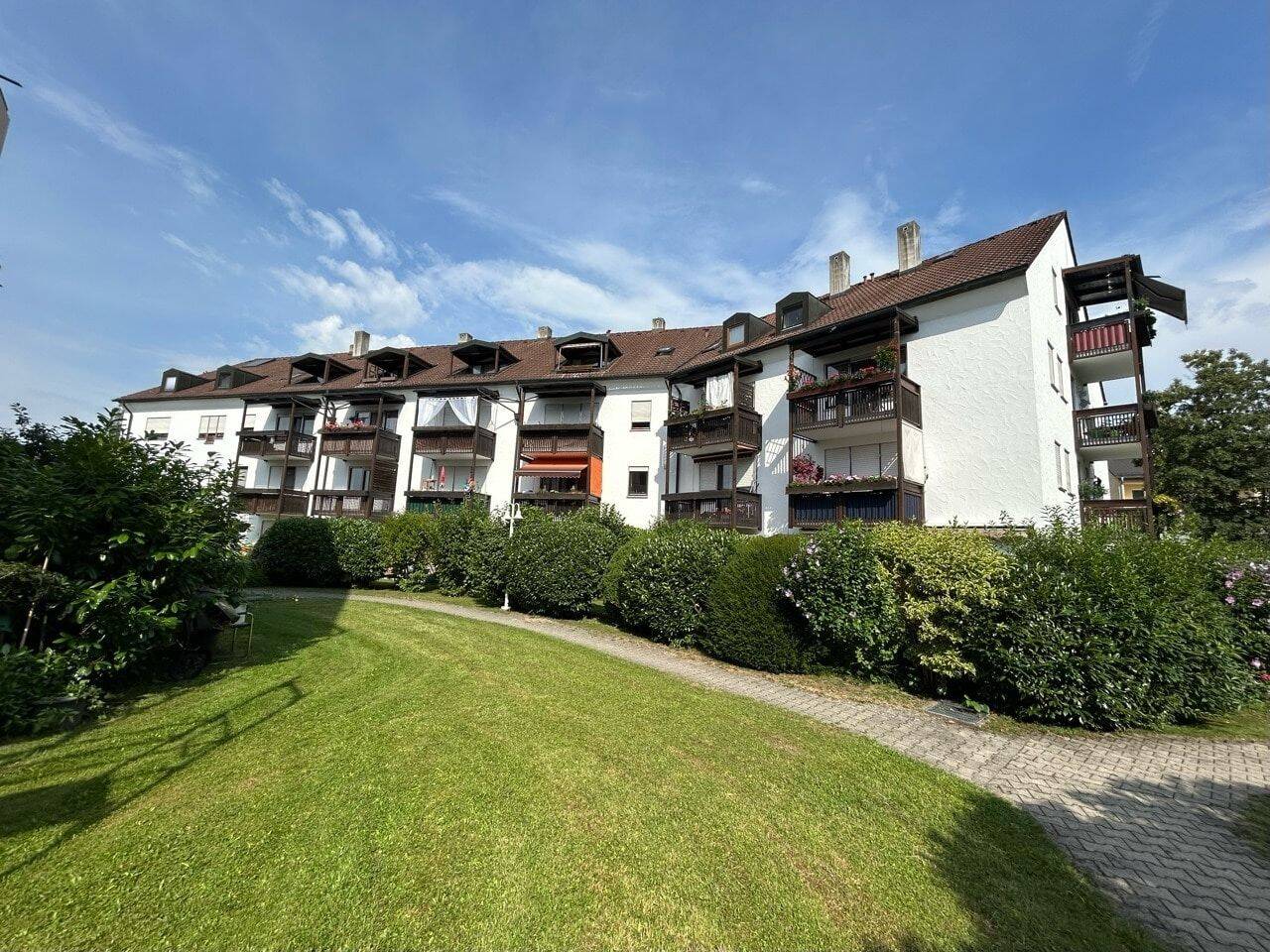 Mit privatem Speicher im Dachbereich!, 83026 Rosenheim (Aising Happing Pang Süd)