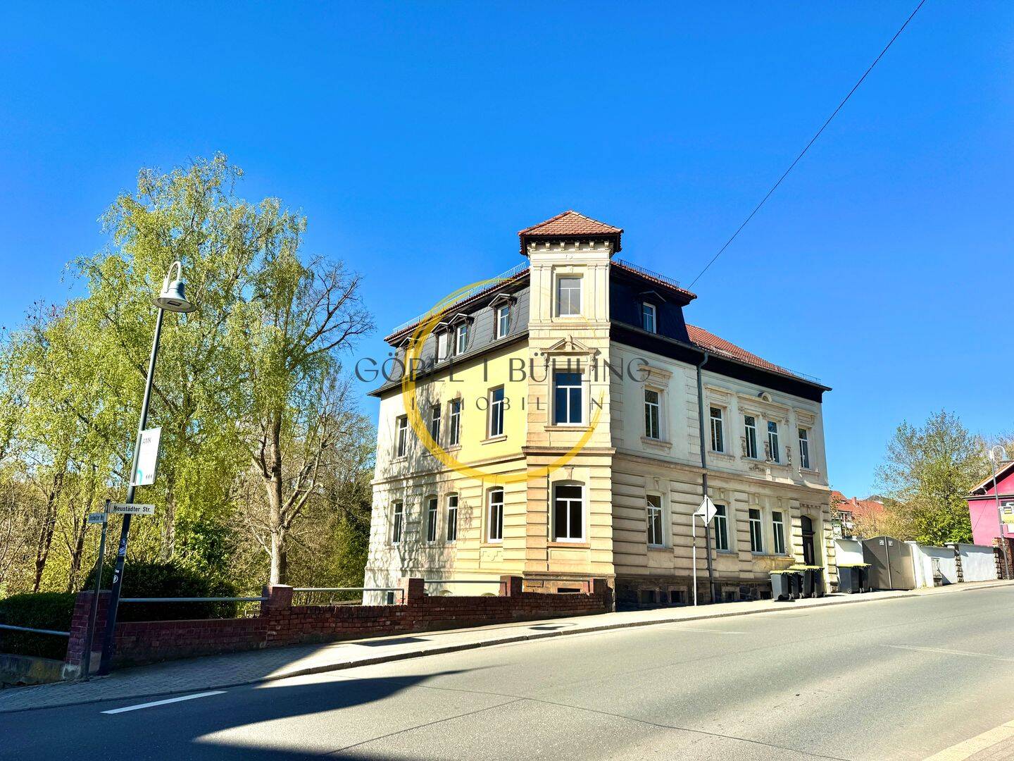Großzügige 4-Zimmer-Altbauwohnung mit ca. 100 m² – hell, flexibel nutzbar & mit modernisiertem Bad, 7570 Weida