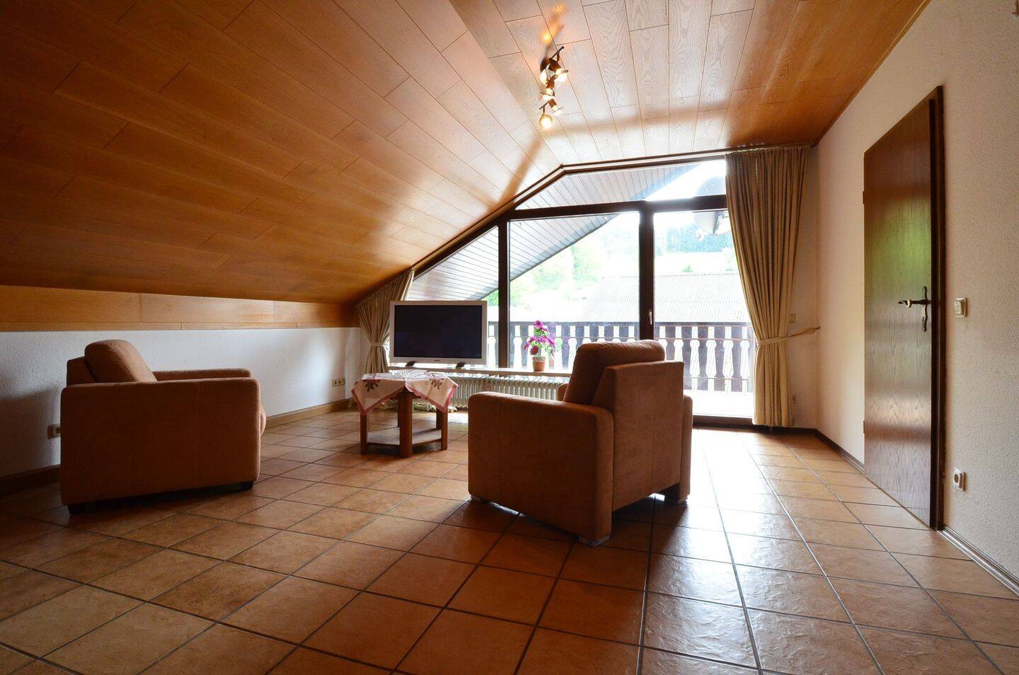 3-Zimmerwohnung mit Flair, Niederkail, 54526 Landscheid