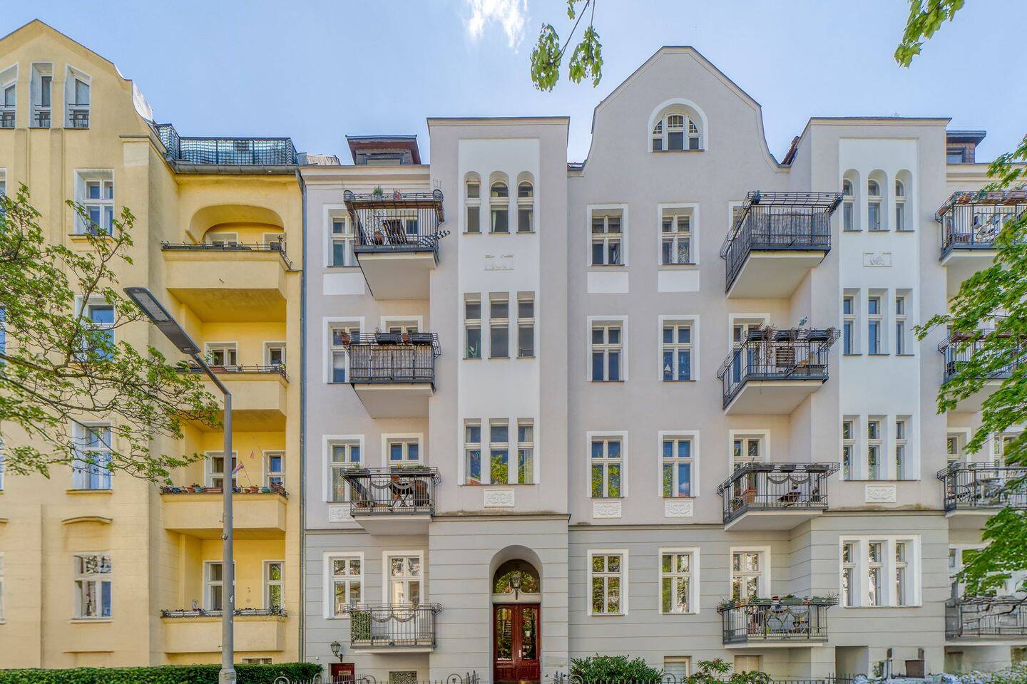 Erstbezug nach Sanierung! Stilvolle 3-Zimmer-Wohnung mit Dielen und Balkon!