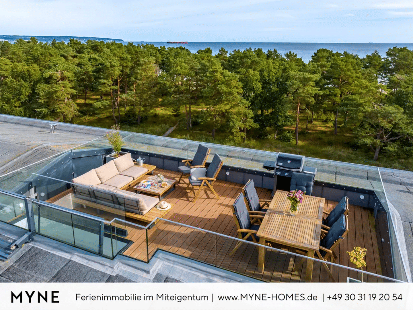 Ferienimmobilie in Miteigentum: Penthouse in erster Meereslinie mit Dachterrasse, Sauna und Pool, 18609 Binz
