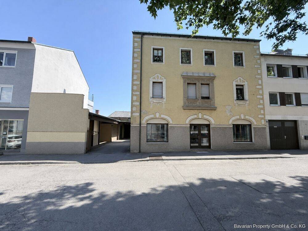 Attraktives Wohn- und Geschäftshaus im Herzen von Straubing, 94315 Straubing
