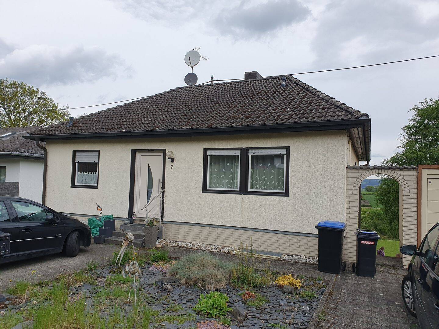 Gepflegte 4-Zimmer-Wohnung mit Haus-Atmosphäre, 54426 Immert
