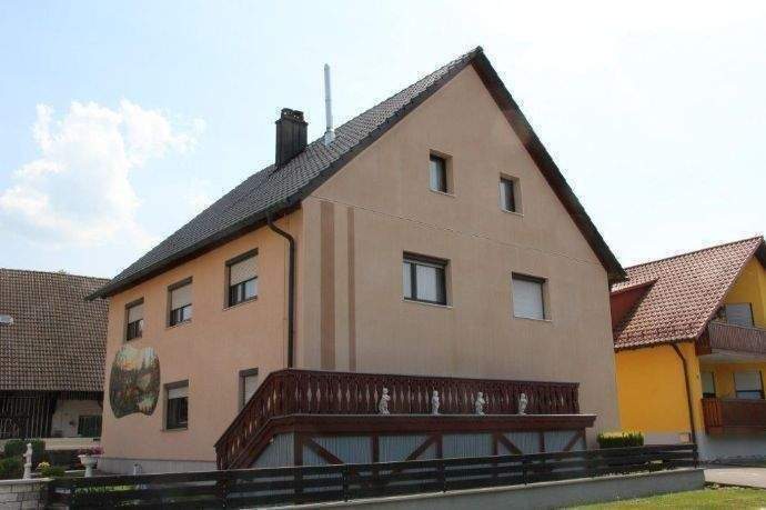 ZWEIFAMILIENHAUS ! Viel Platz für die große Familie nähe Neumarkt – Wohnen in Berg – Richtheim, 92348 Berg b. Neumarkt i.d. OPf. (Berg)