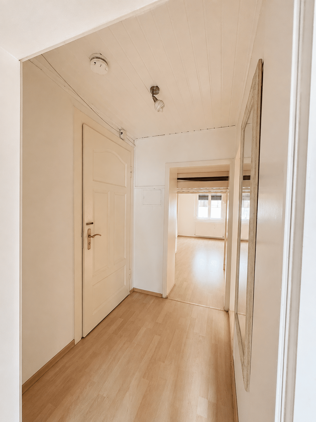 Charmante 1-Zimmer-Wohnung mit Balkon in ruhiger Lage von Düsseldorf, 40625 Düsseldorf (Gerresheim Ludenberg)