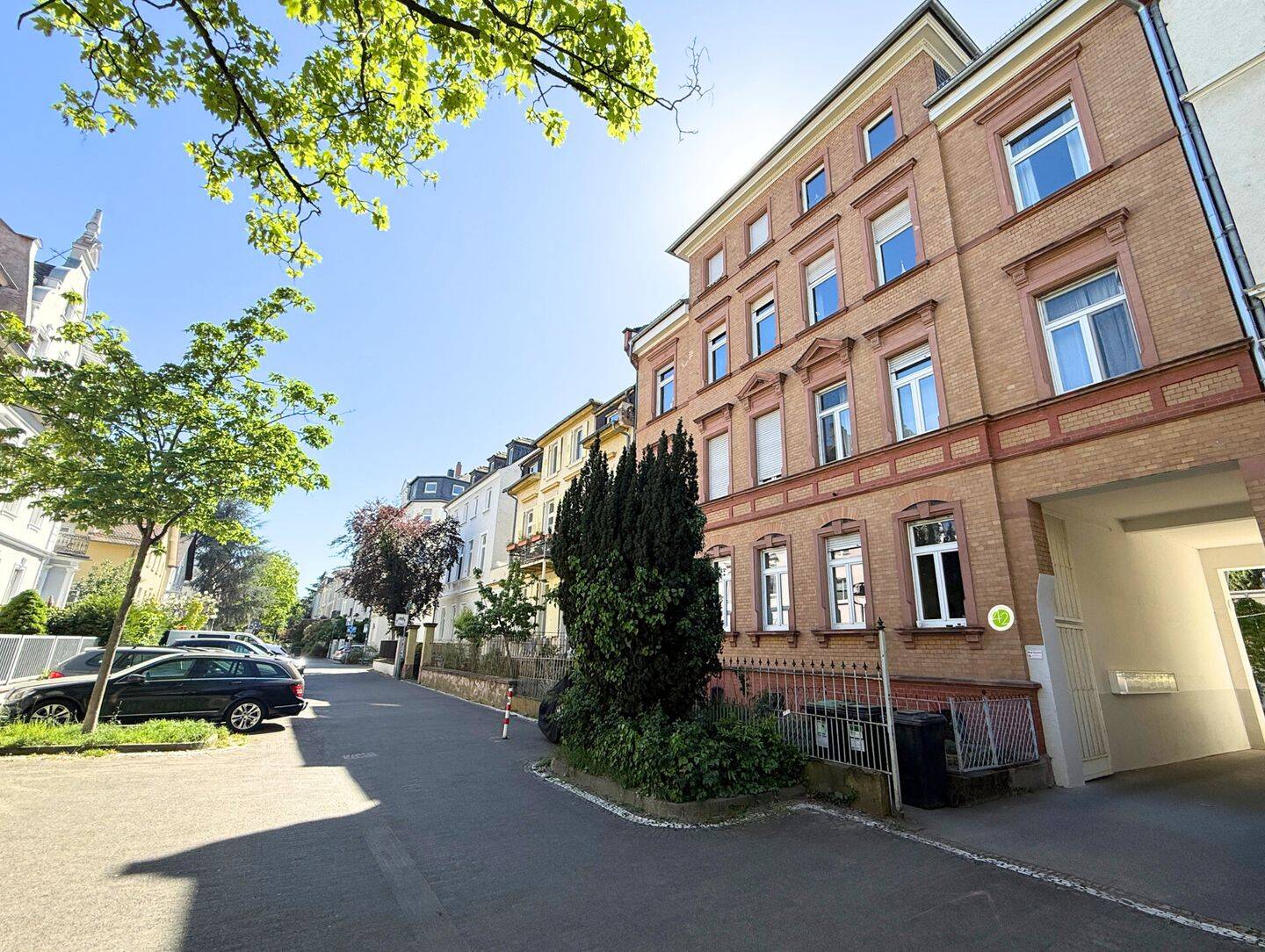 HISTORISCHER CHARME TRIFFT GEFRAGTE LAGE – 3-Zimmer-Altbauwohnung mit Balkon & Garage in Darmstadt, 64293 Darmstadt (Darmstadt)
